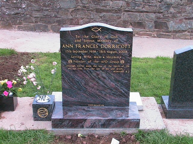 Ann's Memorial Stone - the URL reads "www.dorricott.org"